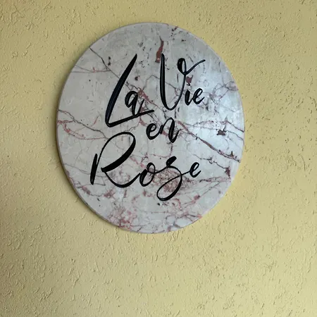 La Vie En Rose Apartment Santa Maria Degli Angeli  Exterior photo
